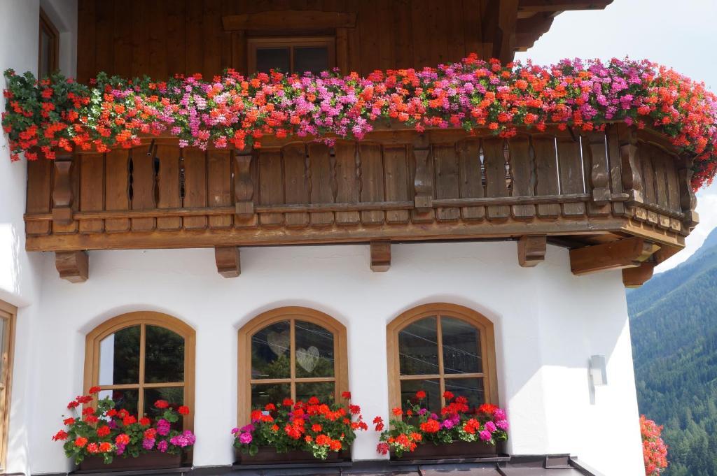 Pension Strolz Sankt Anton am Arlberg Extérieur photo